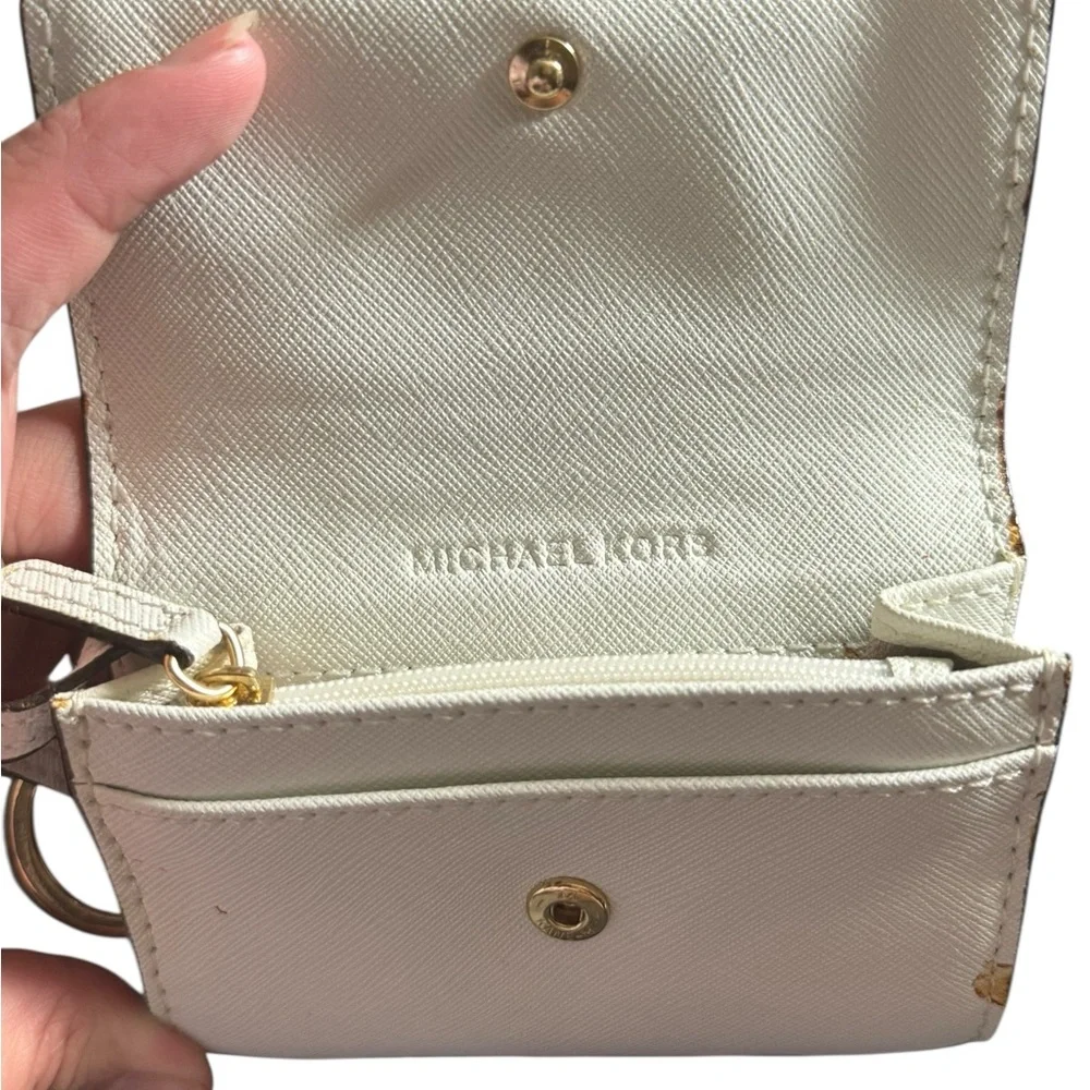 Michael Kors Cream Card Holder with Gold Accents - Picture 2 of 3